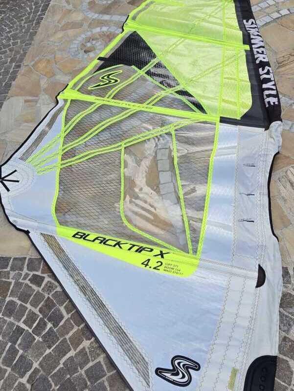 SIMMER STYLE BLACK TIP X  4.2 mq